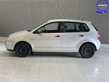 Used Volkswagen Polo 2005 for sale - 76416875: Photo