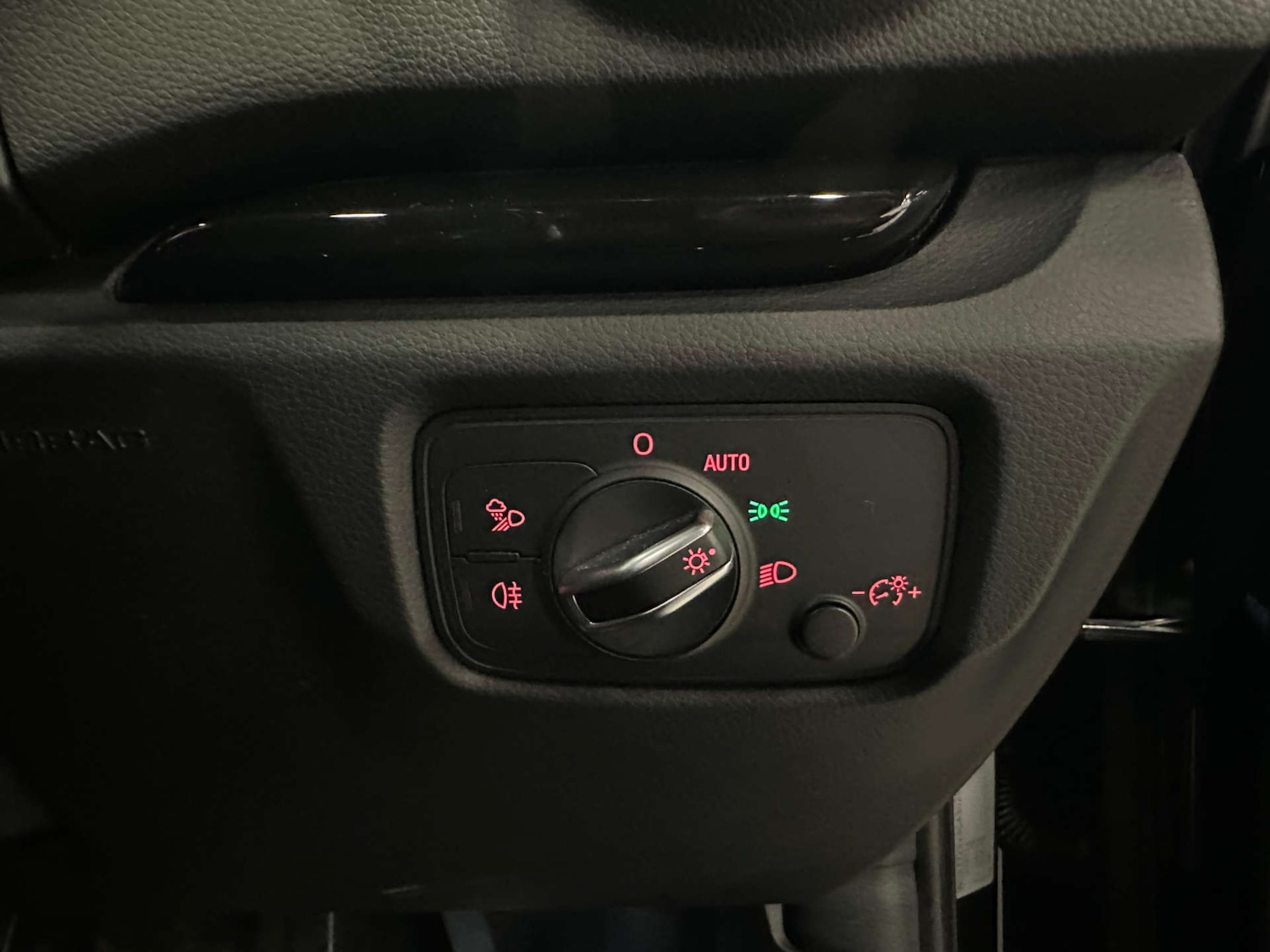 Used Audi A3 2015 for sale - 76334973: Photo 25