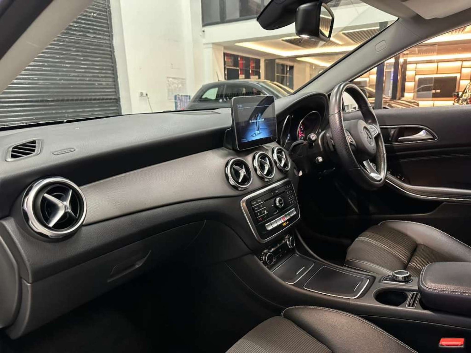 Used Mercedes-Benz GLA 2019 for sale - 76391879: Photo 12