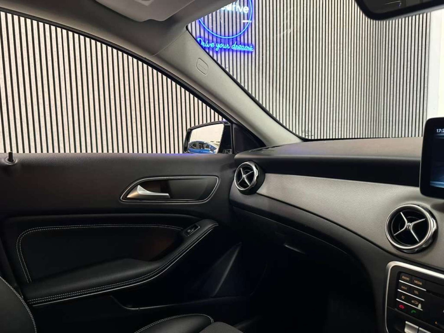 Used Mercedes-Benz GLA 2019 for sale - 76391879: Photo 15