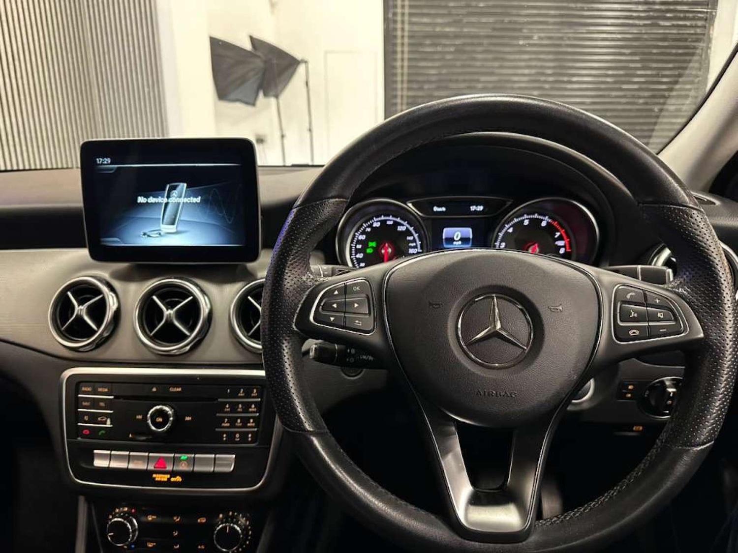 Used Mercedes-Benz GLA 2019 for sale - 76391879: Photo 39