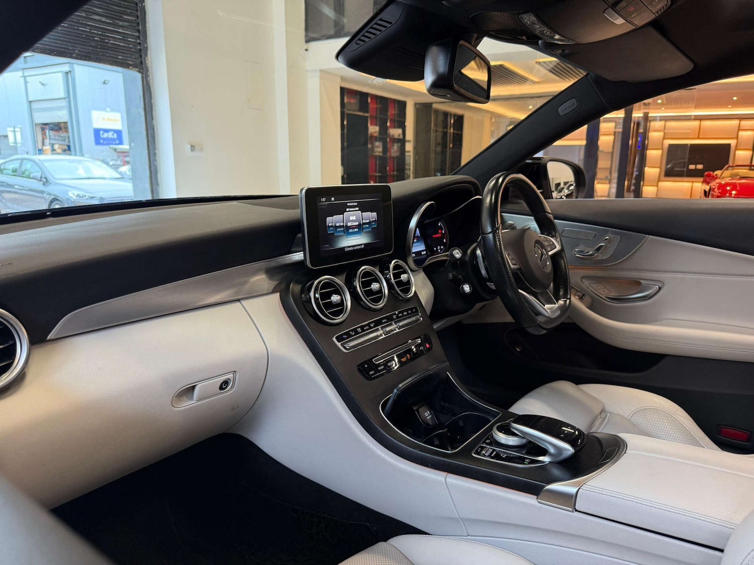 Used Mercedes-Benz C Class 2016 for sale - 76271647: Photo 30