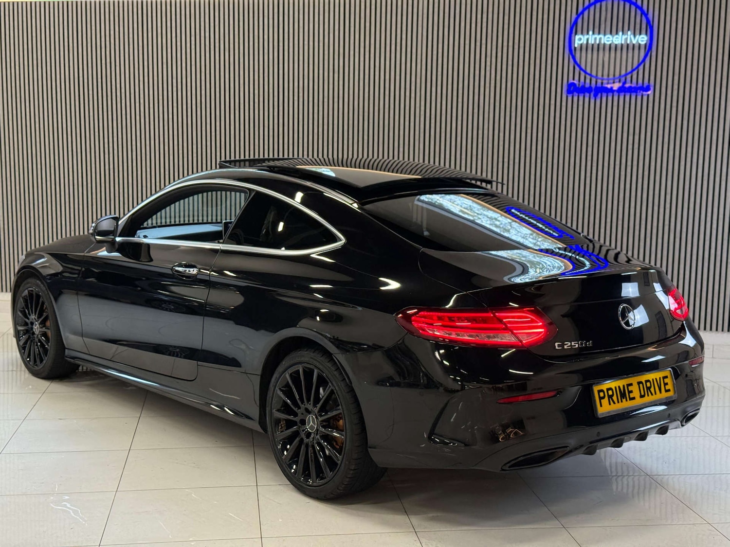 Used Mercedes-Benz C Class 2016 for sale - 76271647: Photo 6
