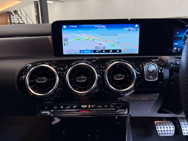 Used Mercedes-Benz A-Class 2018 for sale - 76271642: Photo 40