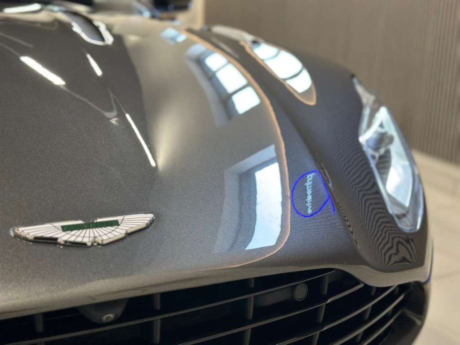 Used Aston Martin DB11 2017 for sale - 76354258: Photo 51