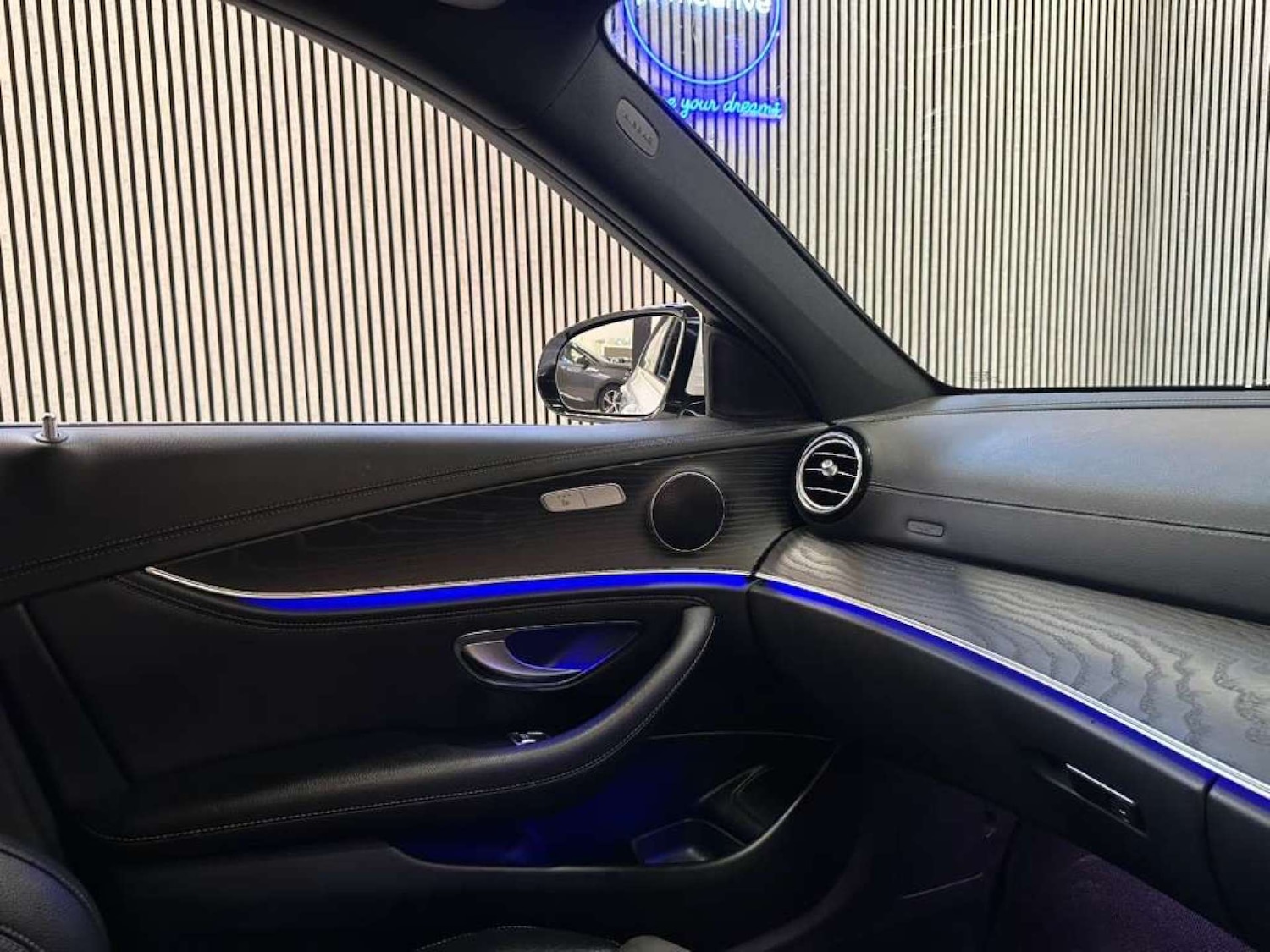 Used Mercedes-Benz E Class 2019 for sale - 76354251: Photo 13