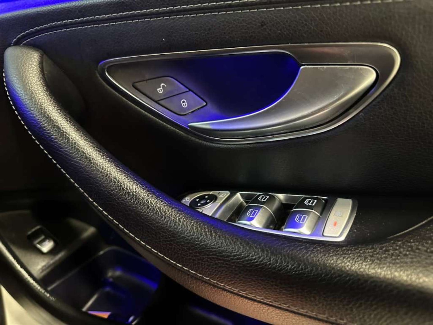 Used Mercedes-Benz E Class 2019 for sale - 76354251: Photo 29