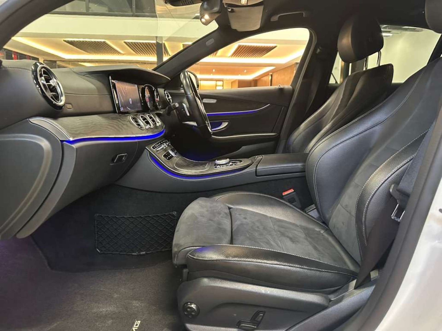 Used Mercedes-Benz E Class 2019 for sale - 76354251: Photo 41