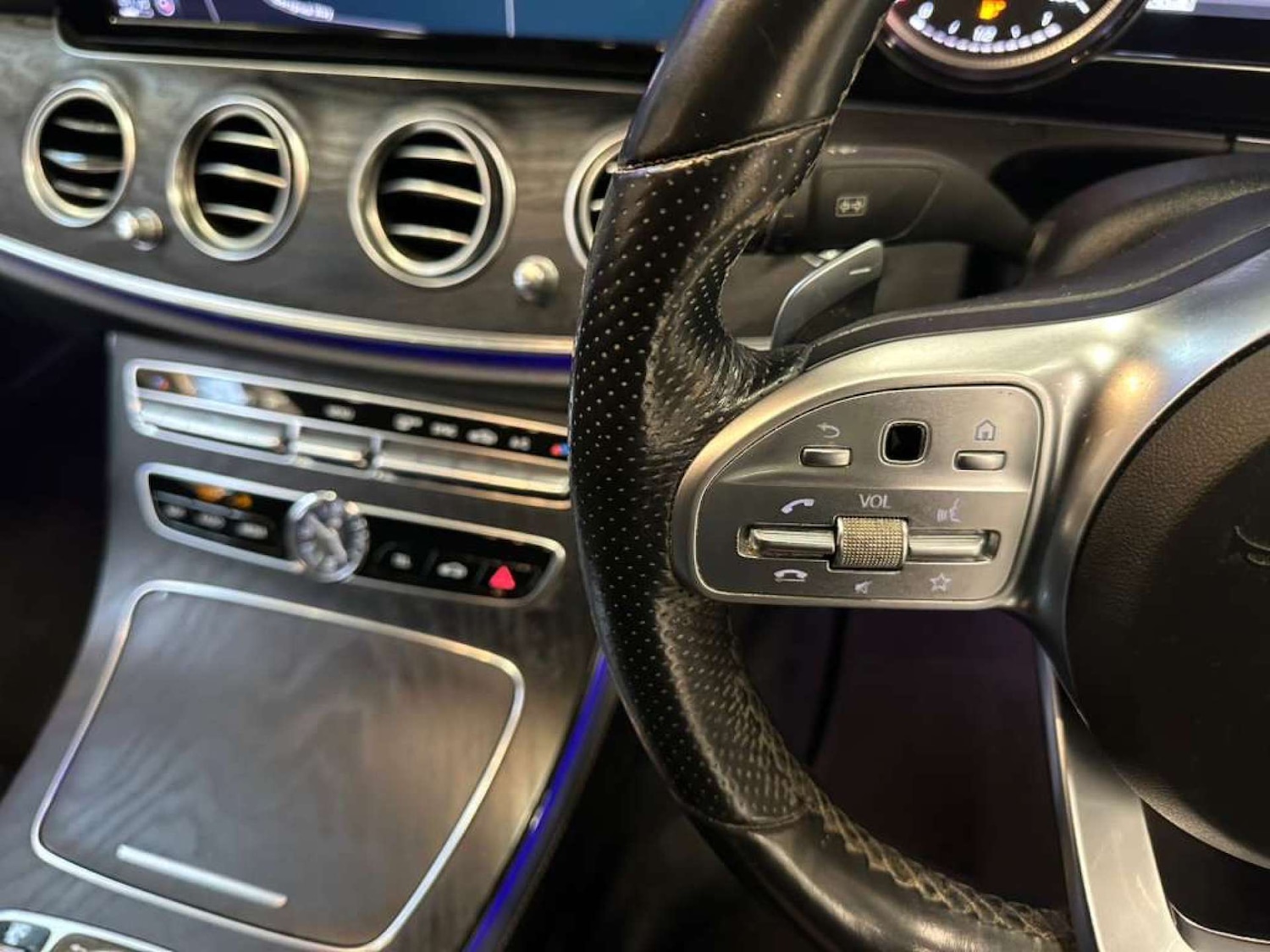 Used Mercedes-Benz E Class 2019 for sale - 76354251: Photo 46