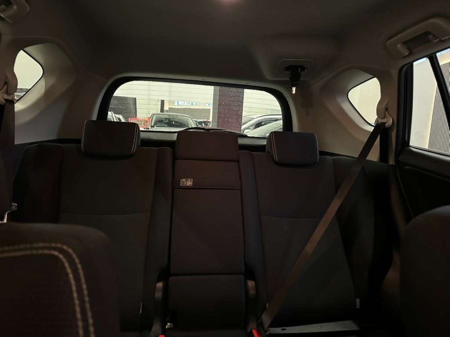 Used Toyota RAV4 2017 for sale - 76395514: Photo 16