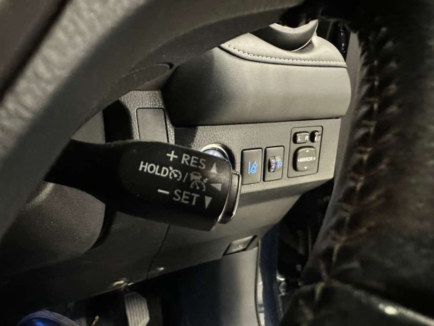 Used Toyota RAV4 2017 for sale - 76395514: Photo 23