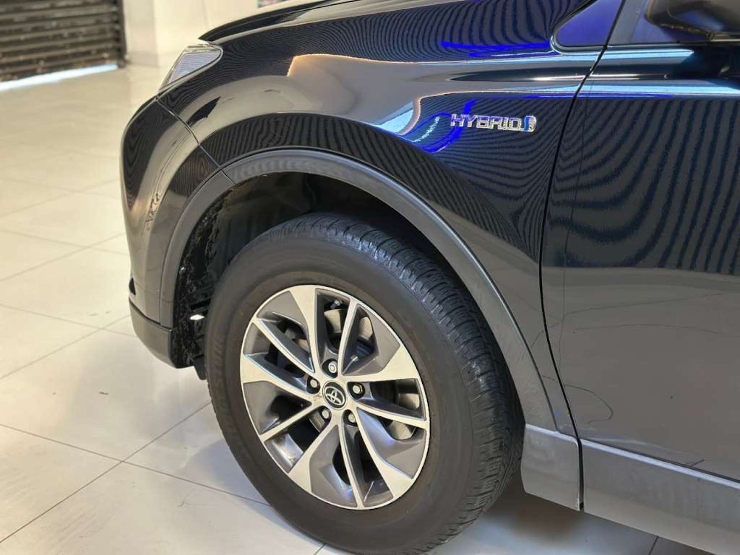 Used Toyota RAV4 2017 for sale - 76395514: Photo 25