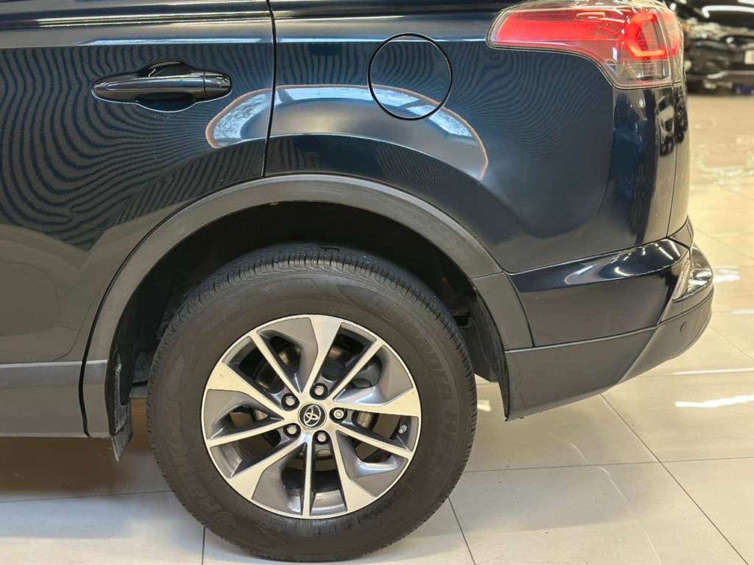 Used Toyota RAV4 2017 for sale - 76395514: Photo 26