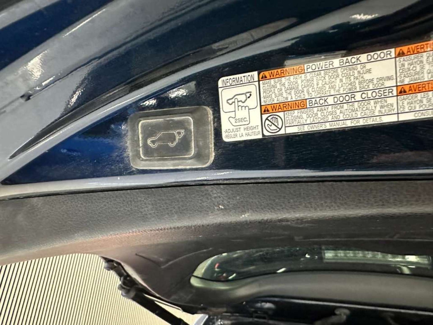 Used Toyota RAV4 2017 for sale - 76395514: Photo 40