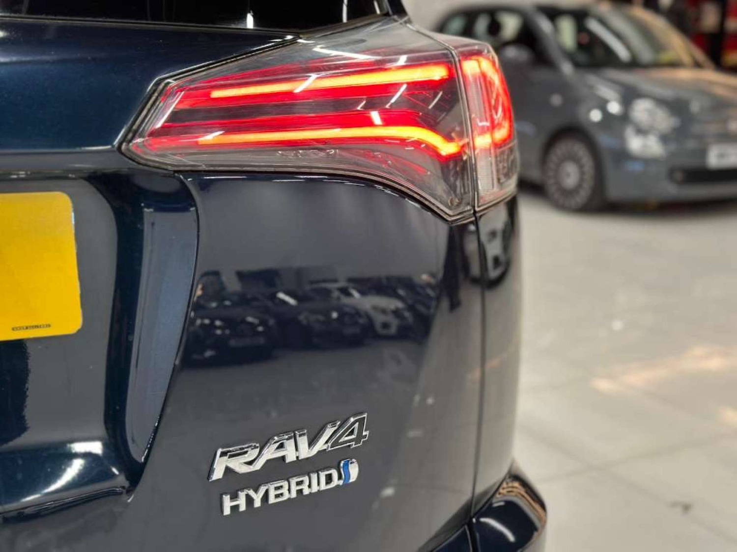 Used Toyota RAV4 2017 for sale - 76395514: Photo 47