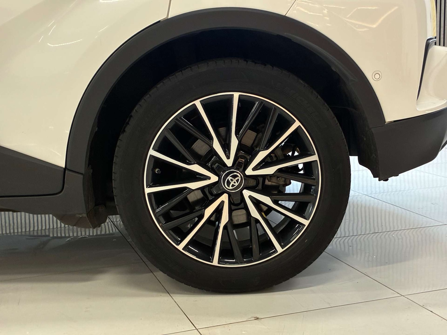 Used Toyota C-HR 2020 for sale - 76558378: Photo 25