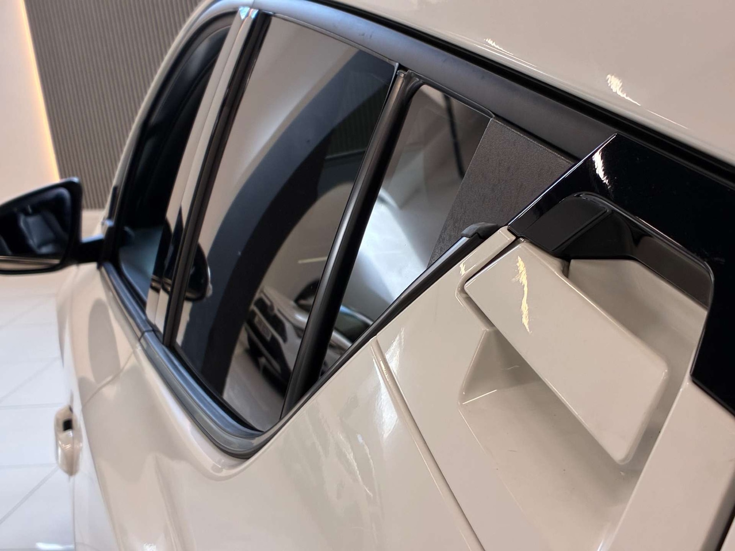 Used Toyota C-HR 2020 for sale - 76558378: Photo 32