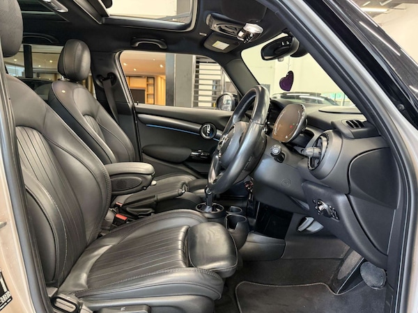 Used MINI Hatch 2021 for sale - 76271638: Photo 16