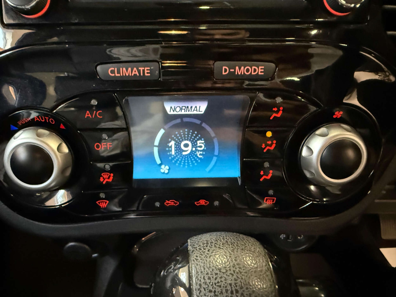 Used Nissan Juke 2017 for sale - 76271649: Photo 41