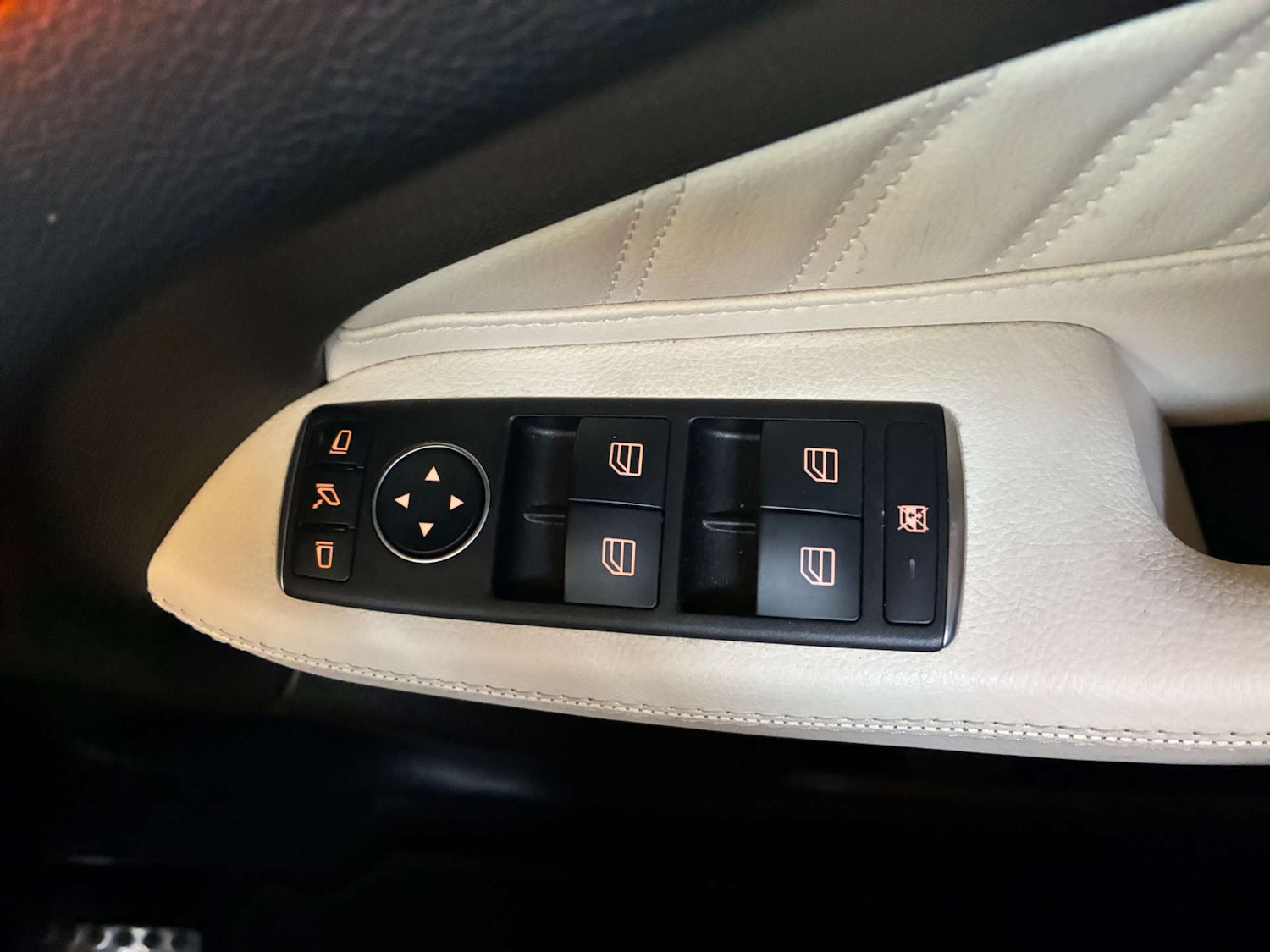 Used Mercedes-Benz GLE 2018 for sale - 76527111: Photo 23