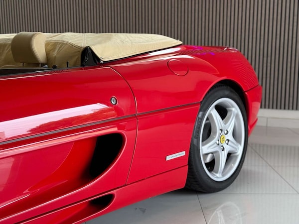 Used Ferrari F355 1996 for sale - 76271645: Photo 28