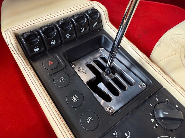 Used Ferrari F355 1996 for sale - 76271645: Photo 45