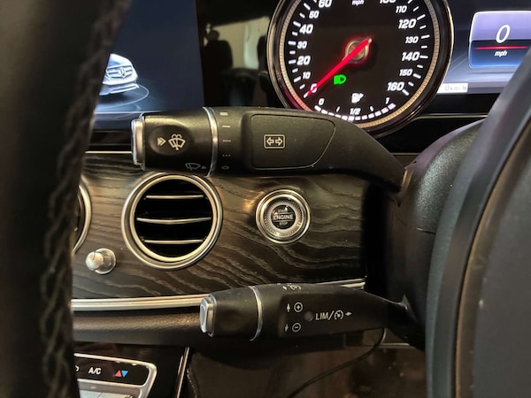 Used Mercedes-Benz E Class 2017 for sale - 76316832: Photo 34
