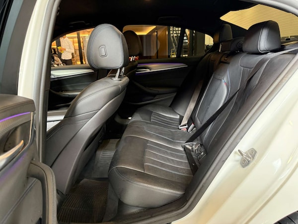 Used BMW 5 Series 2018 for sale - 76271640: Photo 25
