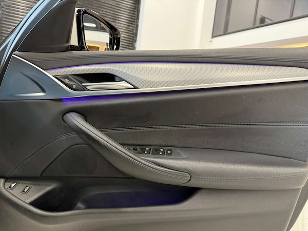 Used BMW 5 Series 2018 for sale - 76271640: Photo 38
