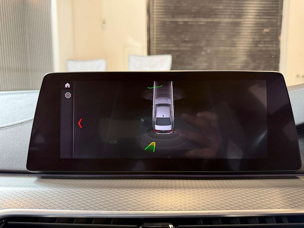 Used BMW 5 Series 2018 for sale - 76271640: Photo 44