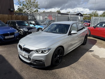 Used BMW 3 Series 2017 for sale - 75981822: Photo