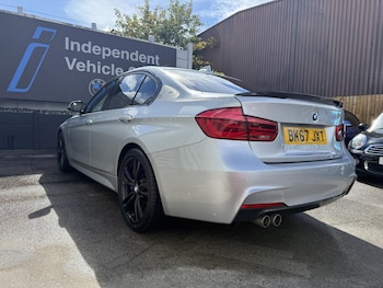 Used BMW 3 Series 2017 for sale - 75981822: Photo