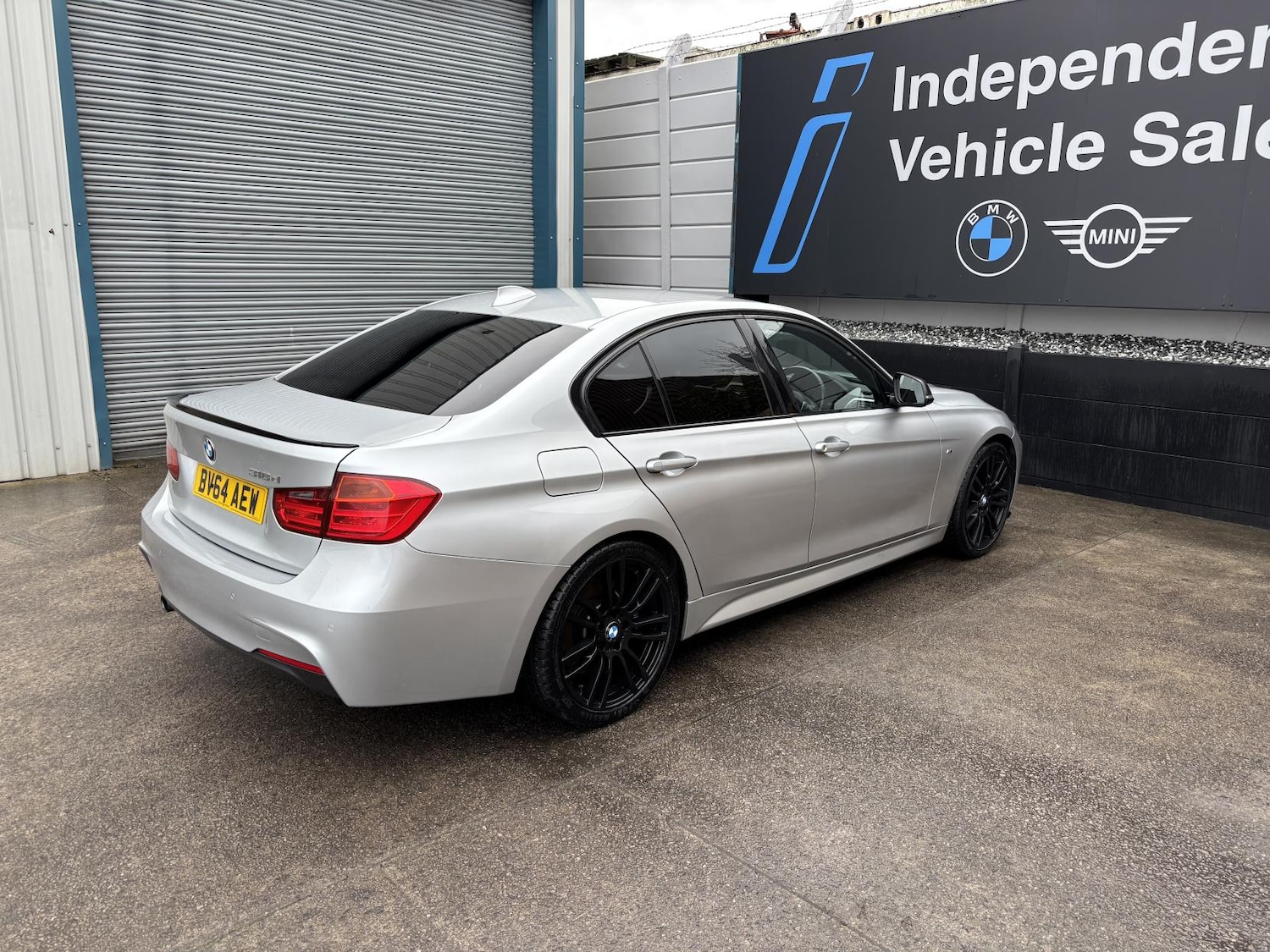 Used BMW 3 Series 2014 for sale - 76722765: Photo 3