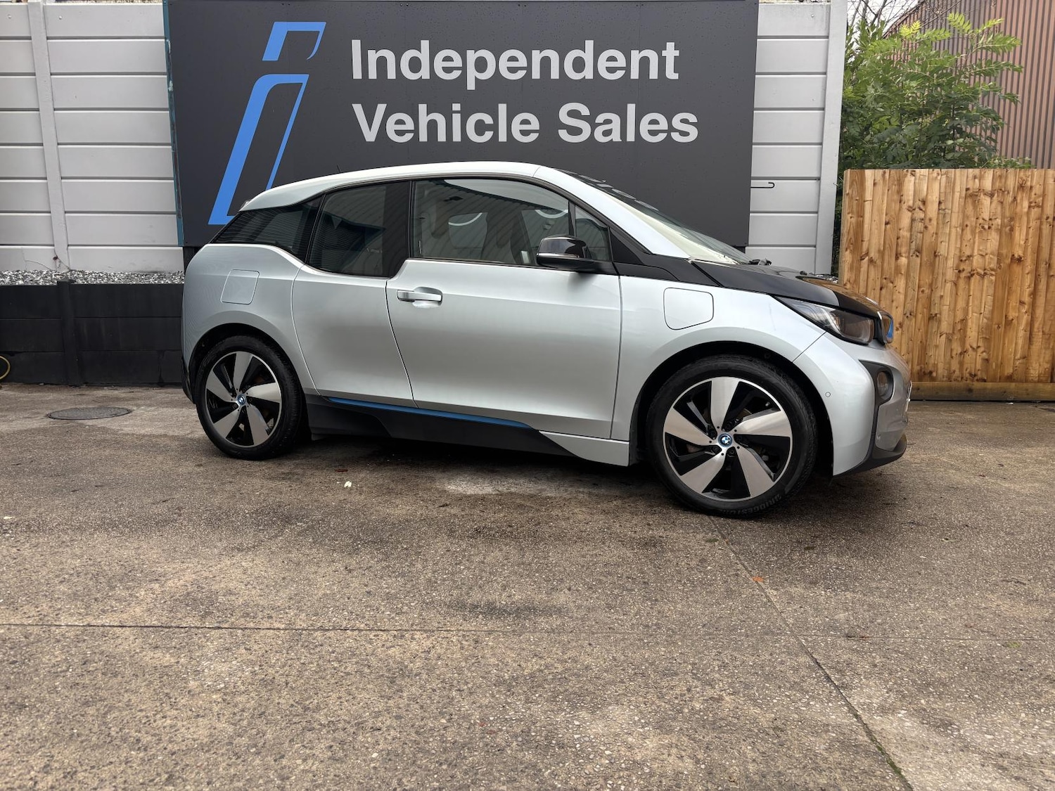 Used BMW i3 2017 for sale - 76625577: Photo 12