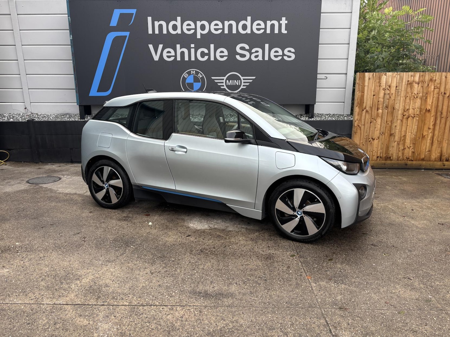 Used BMW i3 2017 for sale - 76625577: Photo 14