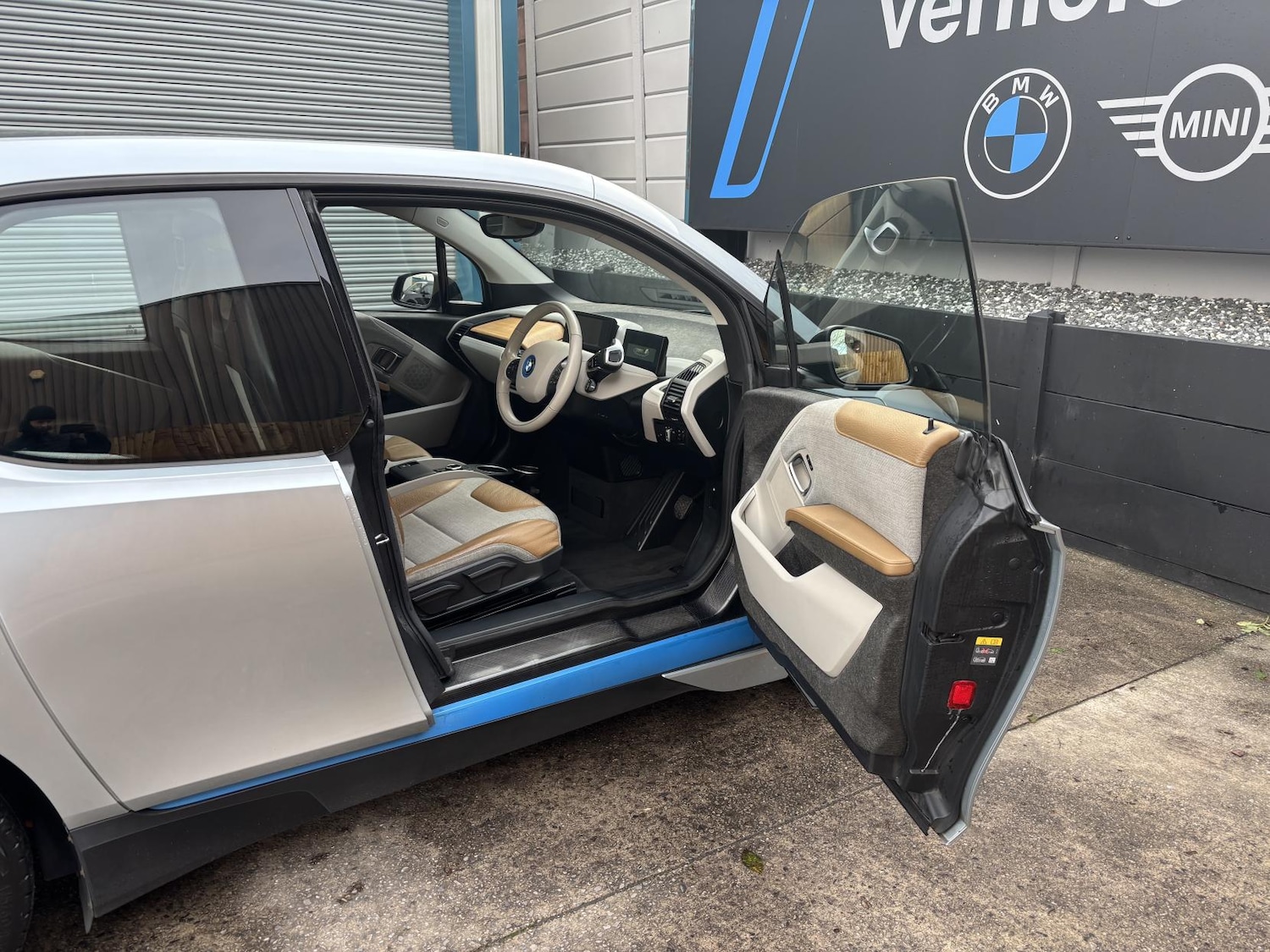 Used BMW i3 2017 for sale - 76625577: Photo 15