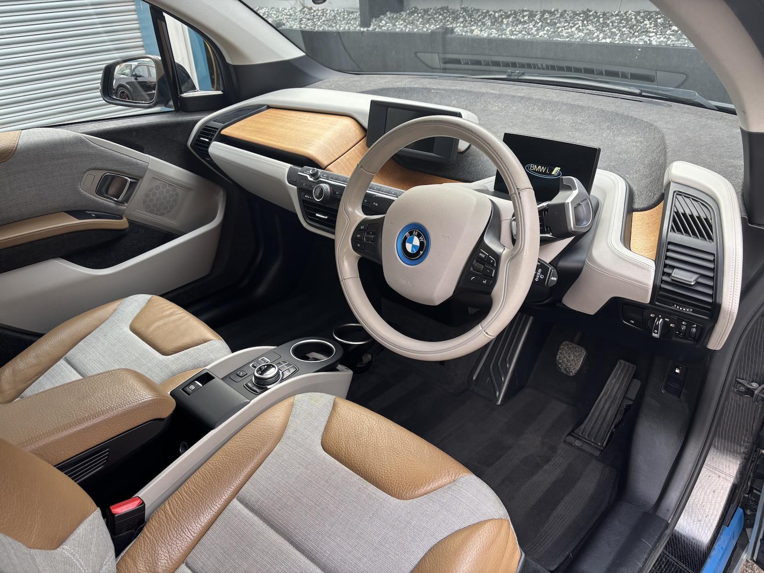 Used BMW i3 2017 for sale - 76625577: Photo 17