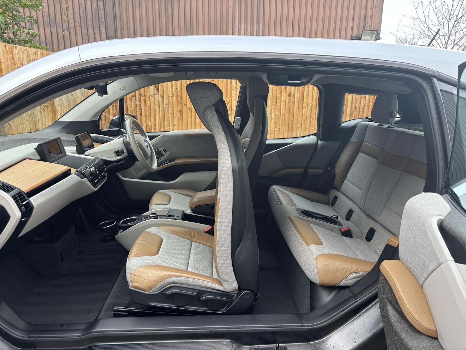 Used BMW i3 2017 for sale - 76625577: Photo 27