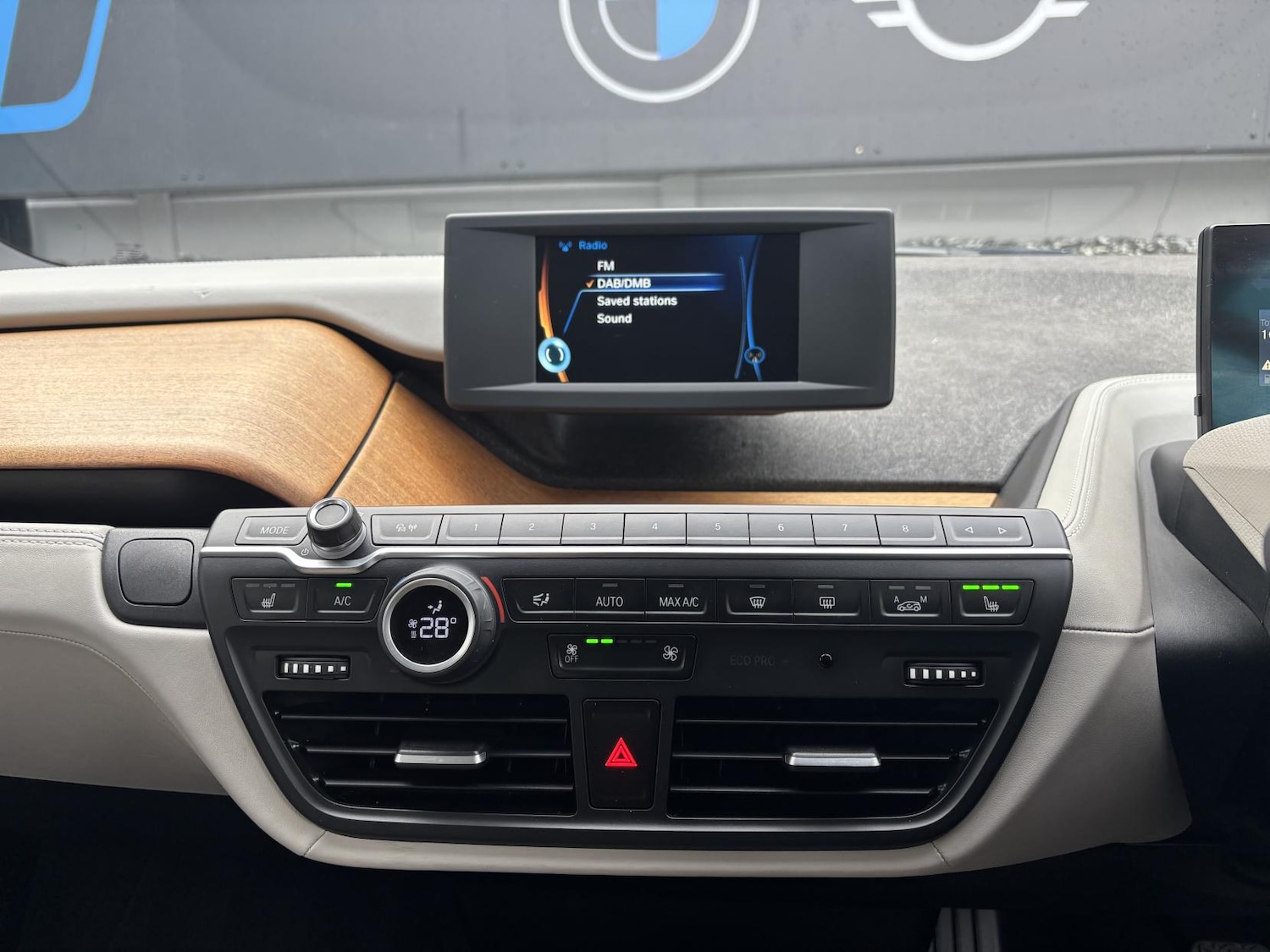 Used BMW i3 2017 for sale - 76625577: Photo 29