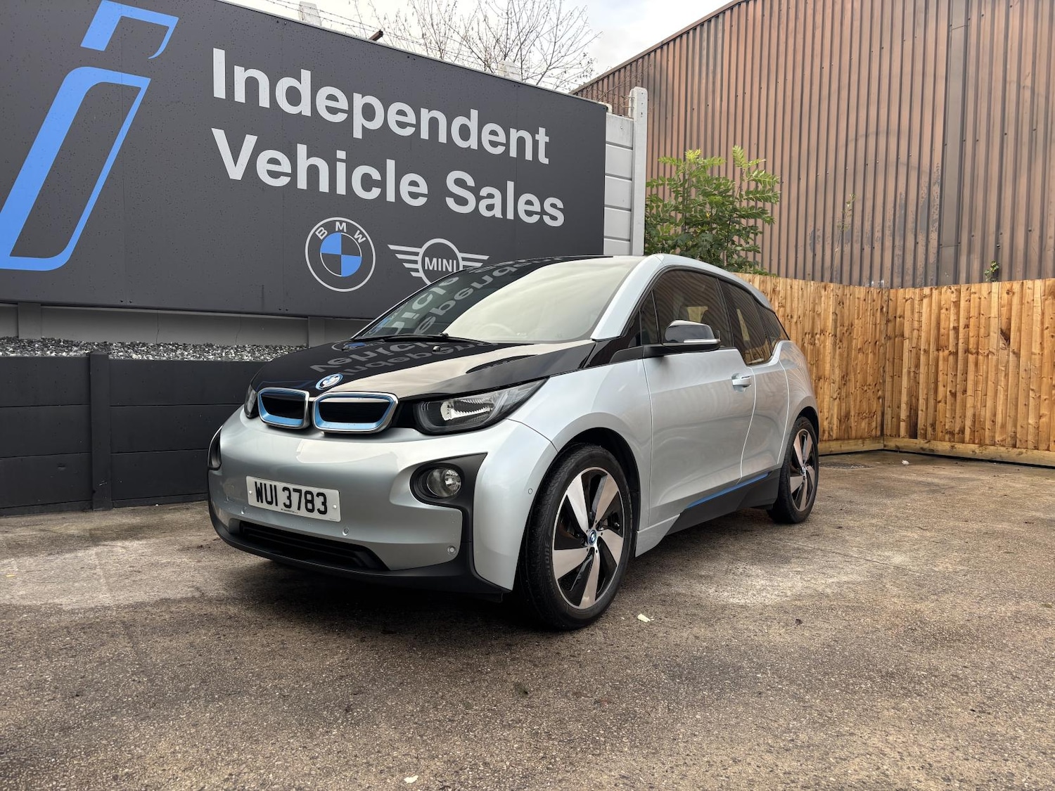 Used BMW i3 2017 for sale - 76625577: Photo 3