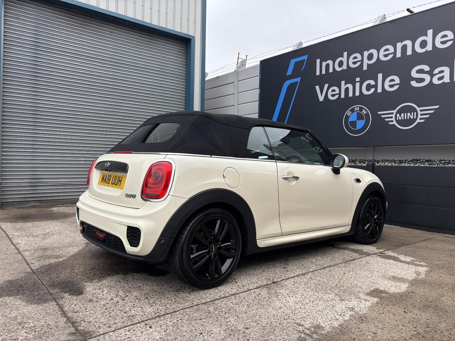 Used MINI Convertible 2018 for sale - 77997183: Photo 27
