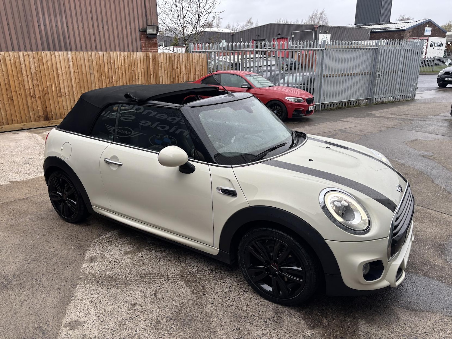 Used MINI Convertible 2018 for sale - 77997183: Photo 33