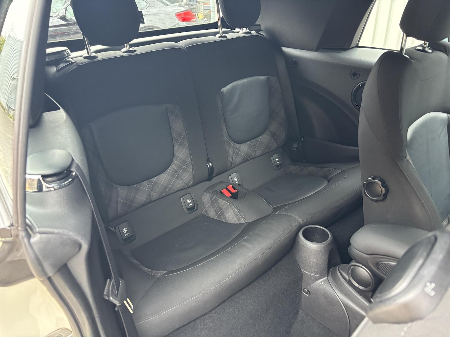 Used MINI Convertible 2018 for sale - 77997183: Photo 9