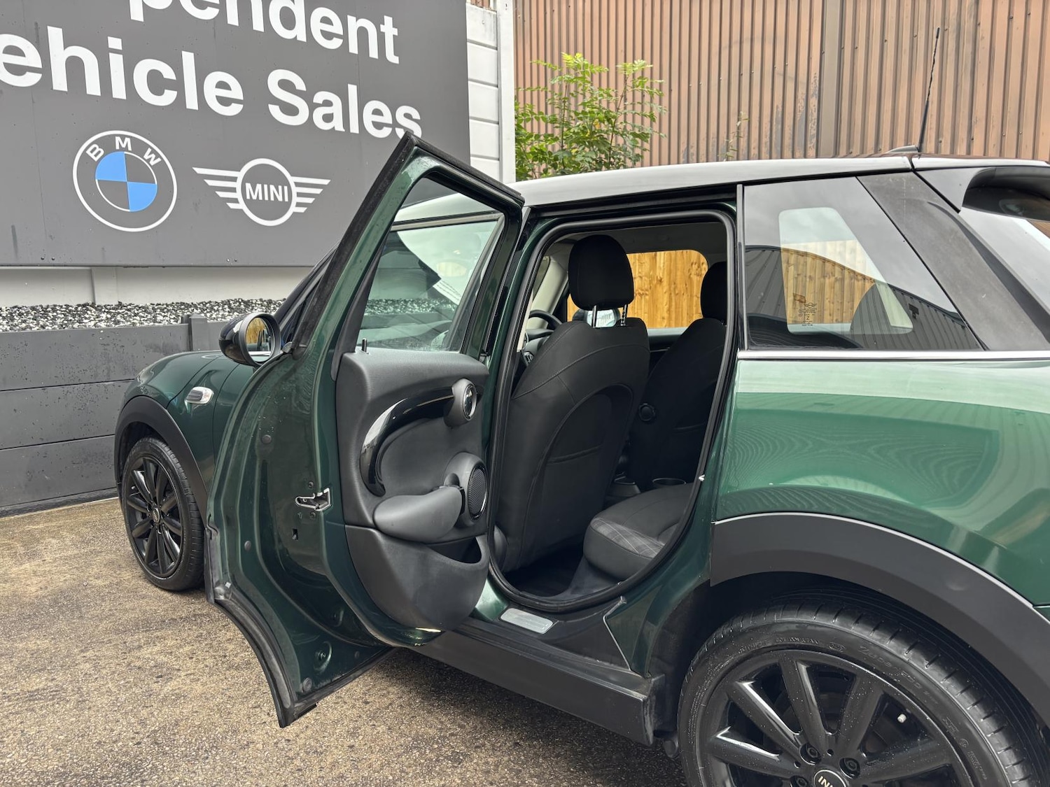 Used MINI Hatch 2017 for sale - 76611575: Photo 27