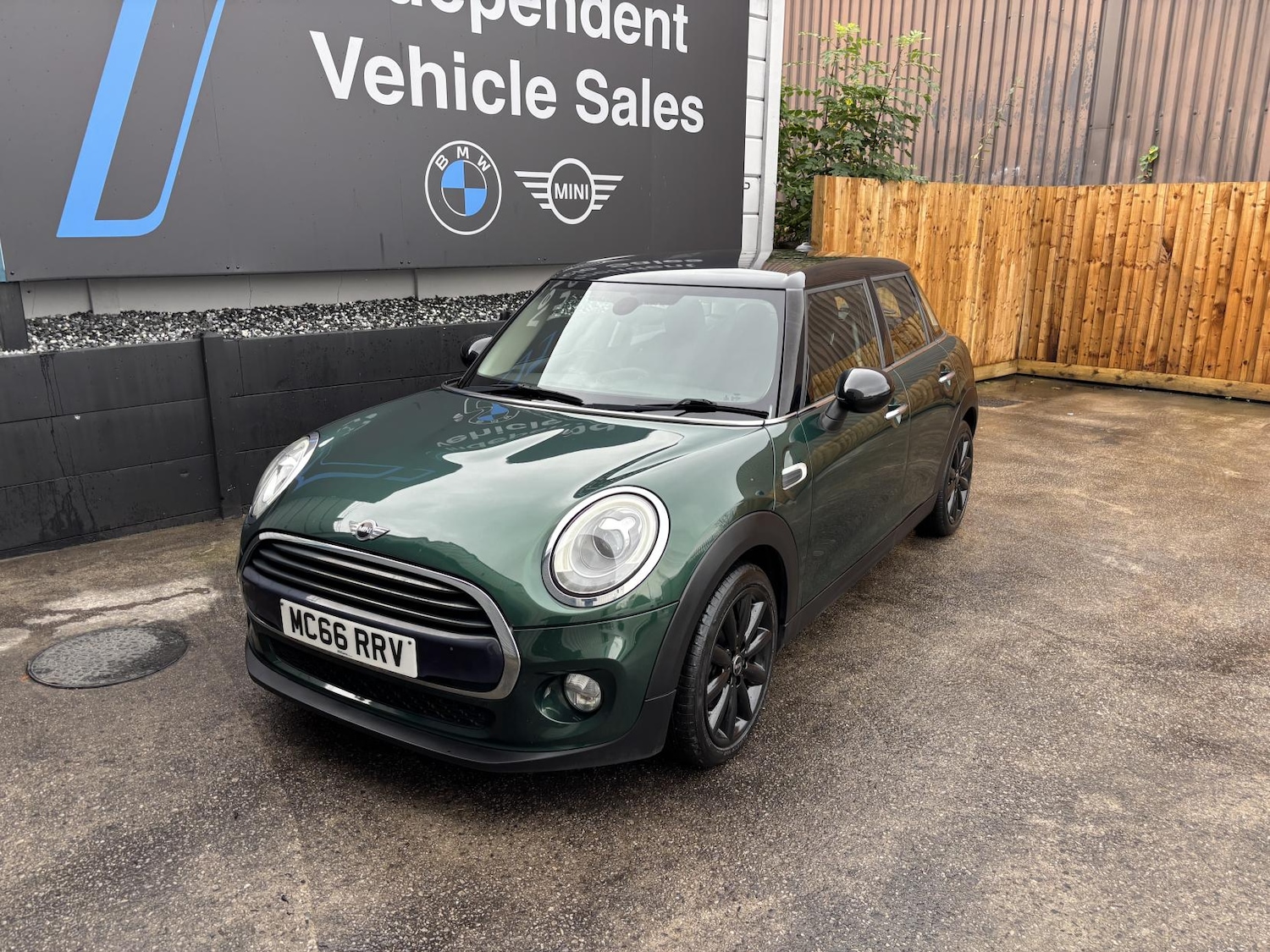 Used MINI Hatch 2017 for sale - 76611575: Photo 4