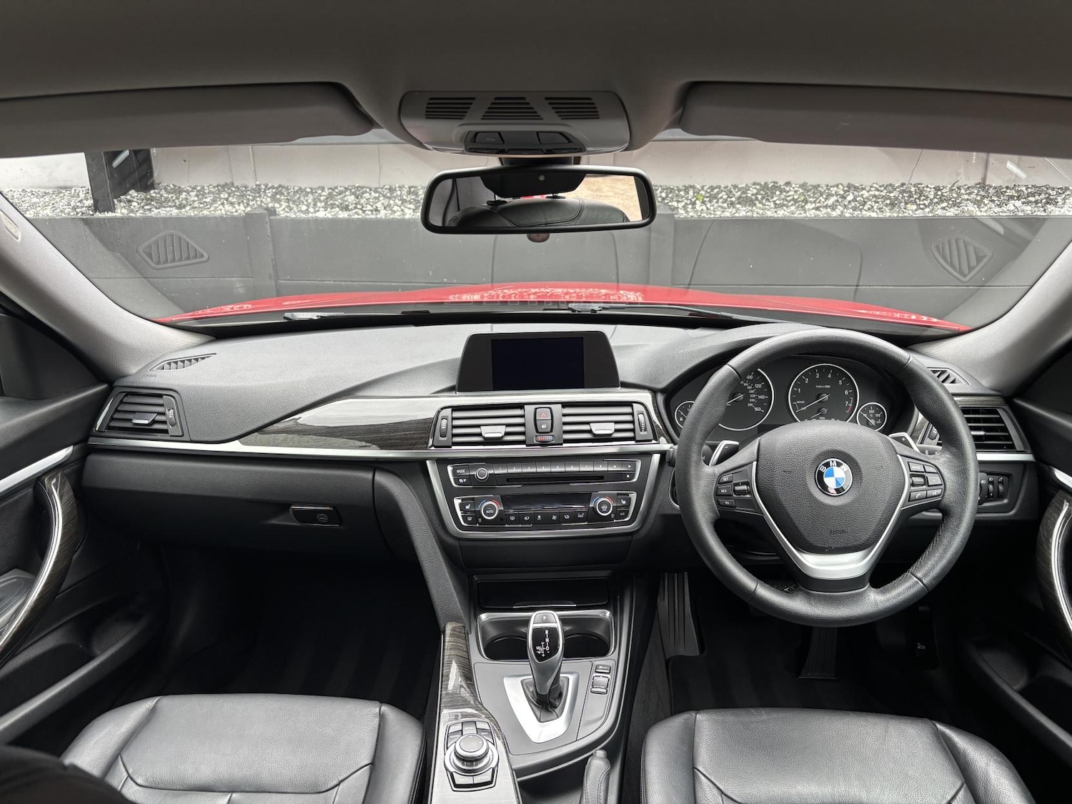 Used BMW 3 Series 2014 for sale - 78180416: Photo 2