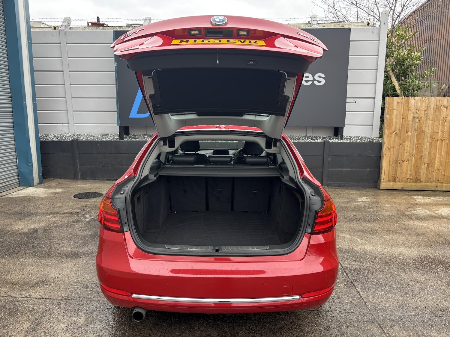 Used BMW 3 Series 2014 for sale - 78180416: Photo 31