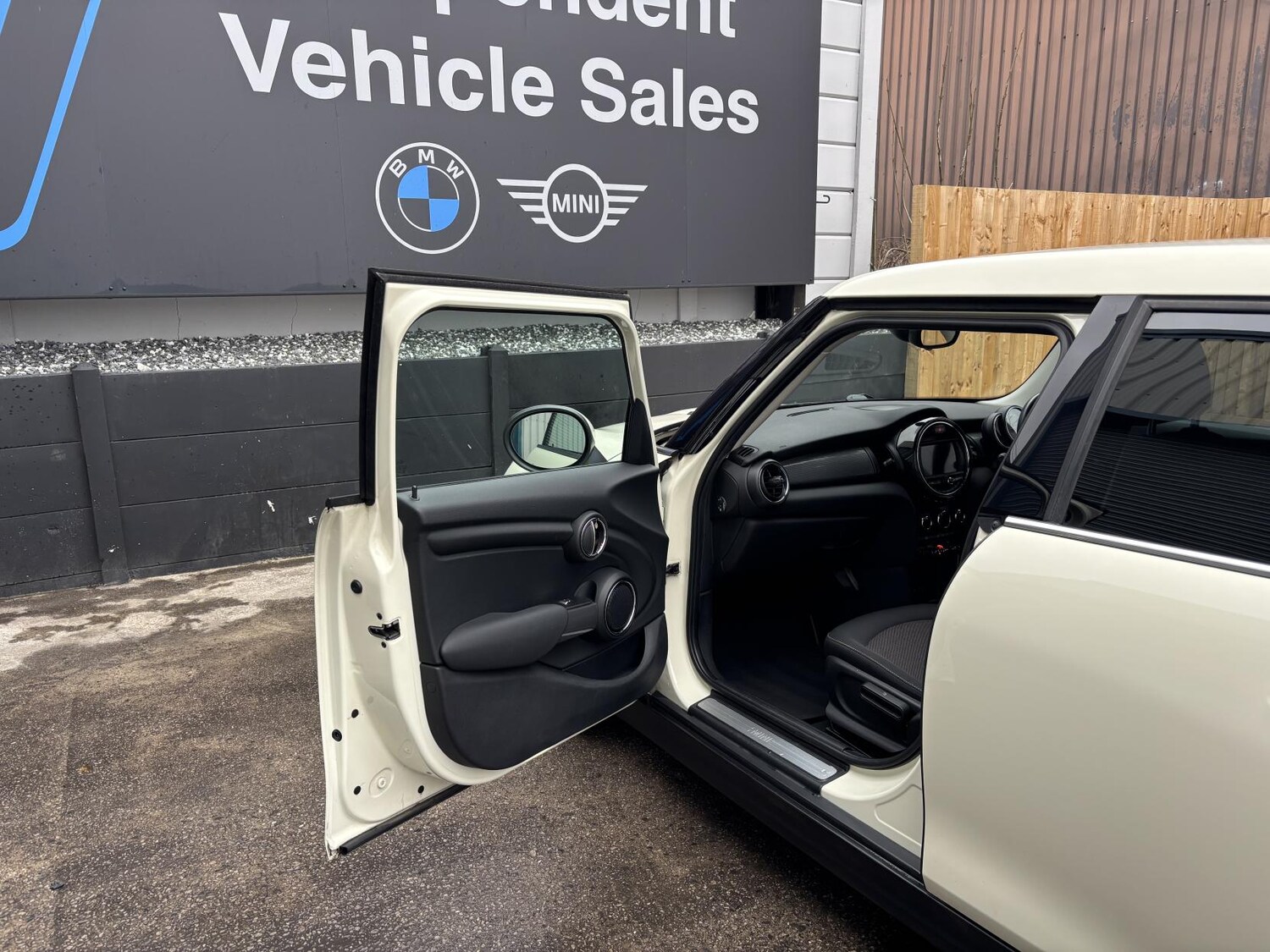 Used MINI Hatch 2016 for sale - 77420628: Photo 23