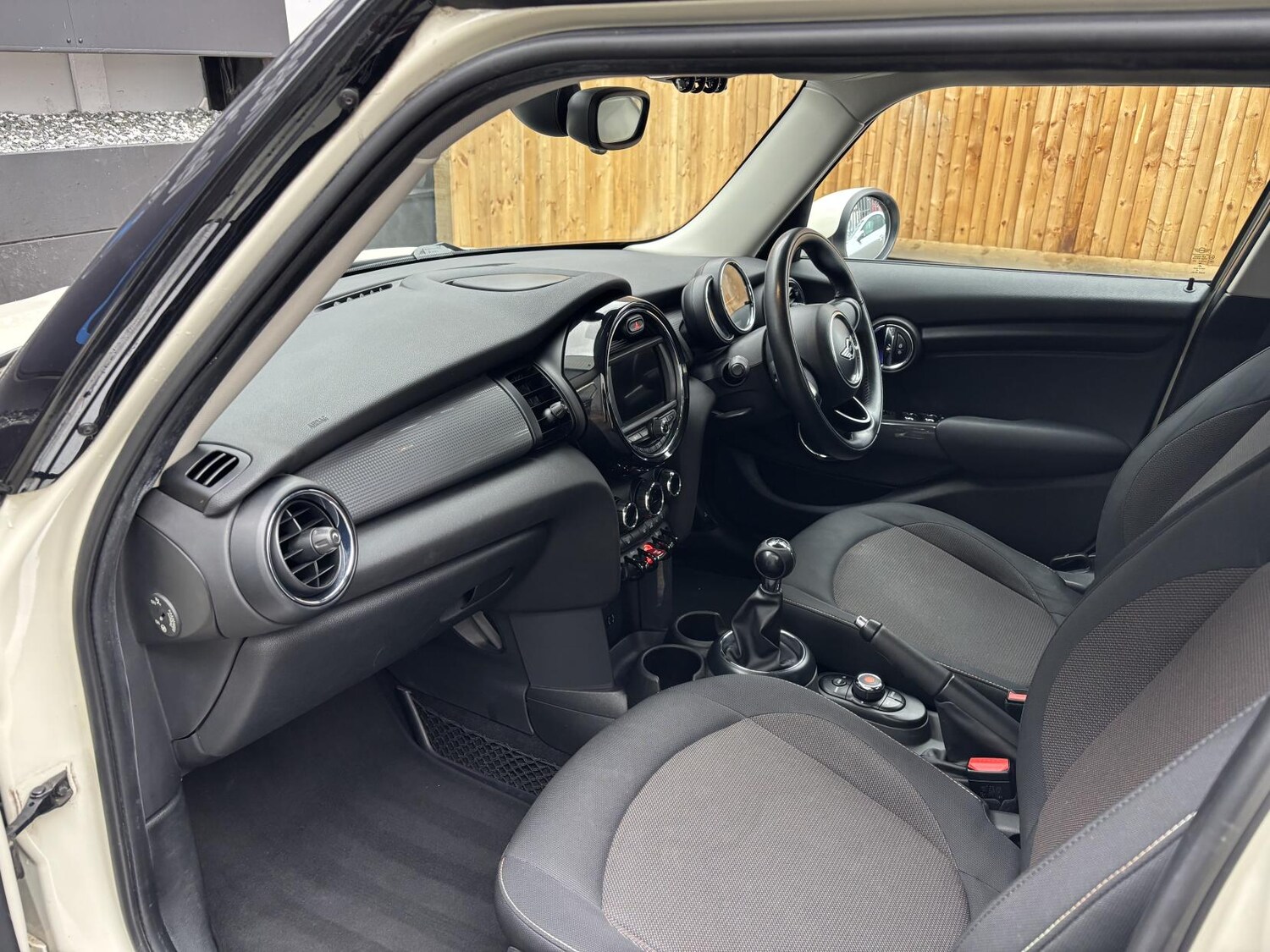 Used MINI Hatch 2016 for sale - 77420628: Photo 24