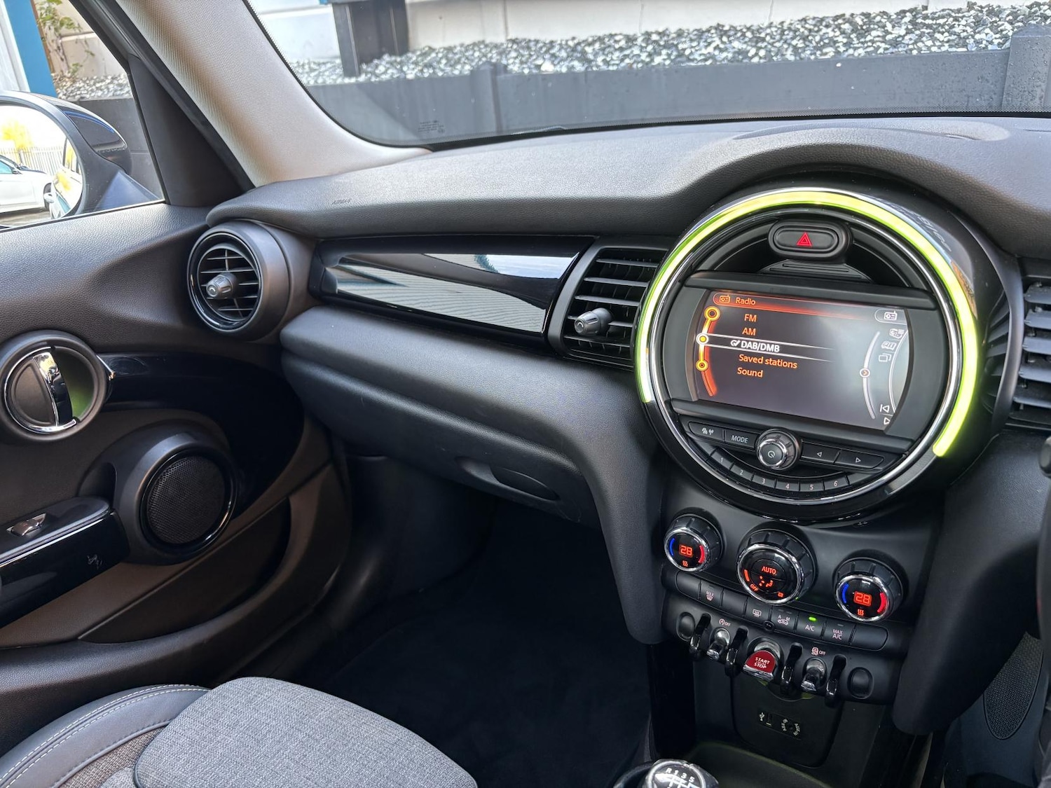 Used MINI Hatch 2015 for sale - 76494351: Photo 24